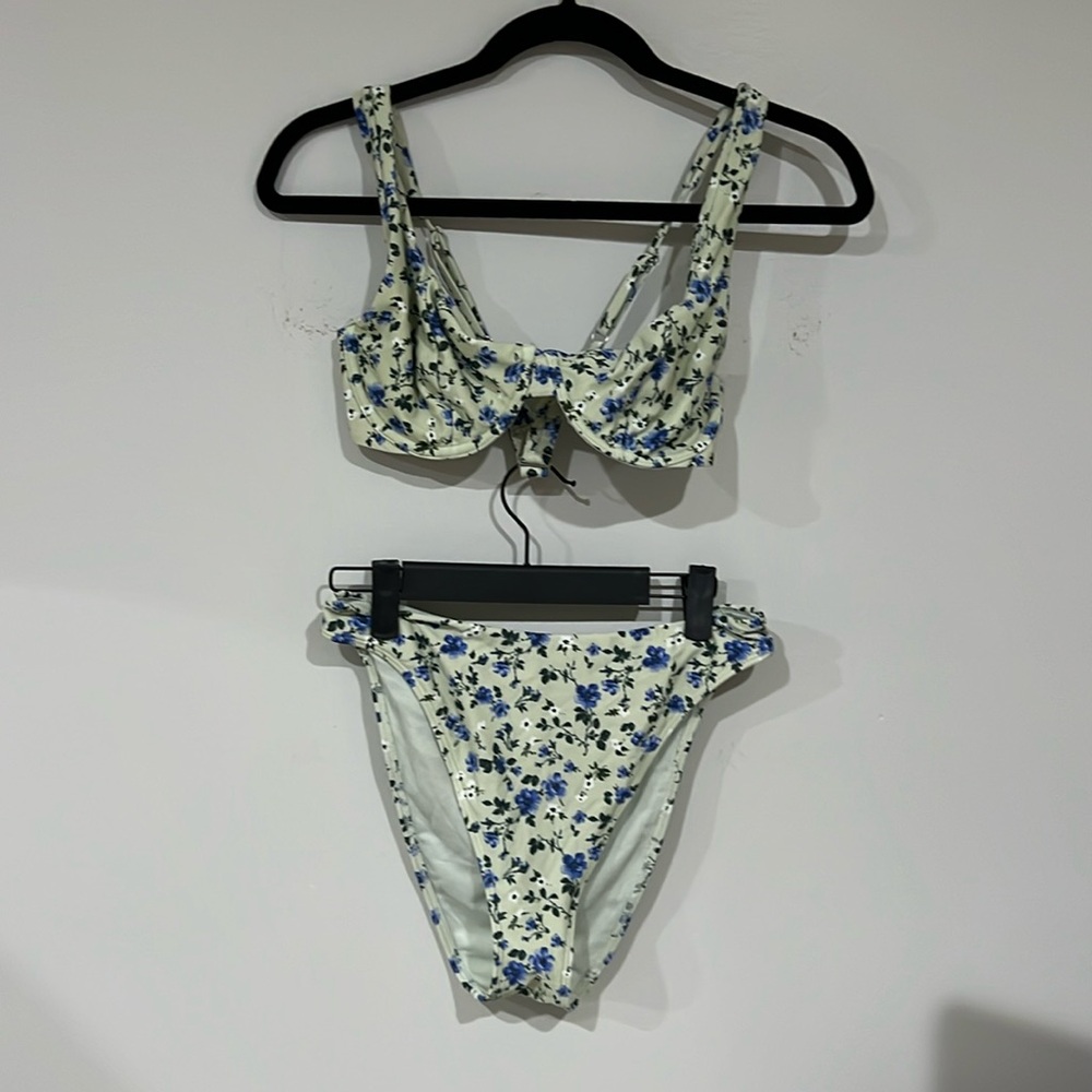 Blue/green flower Abercrombie &Fitch High thigh bikini